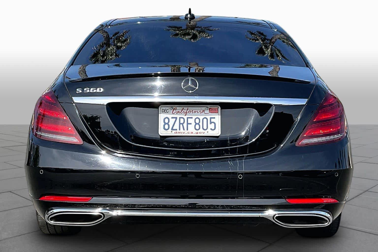 Used 2018 Mercedes-Benz S 560 Sedan image 4