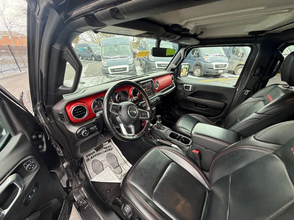 Used 2022 Jeep Wrangler Unlimited Rubicon w/ Cold Weather Group image 10