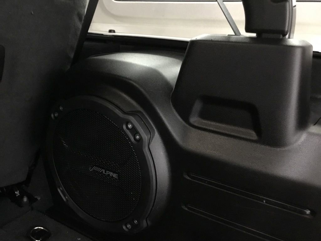 Used 2021 Jeep Wrangler Unlimited Sahara w/ Dual Top Group image 17