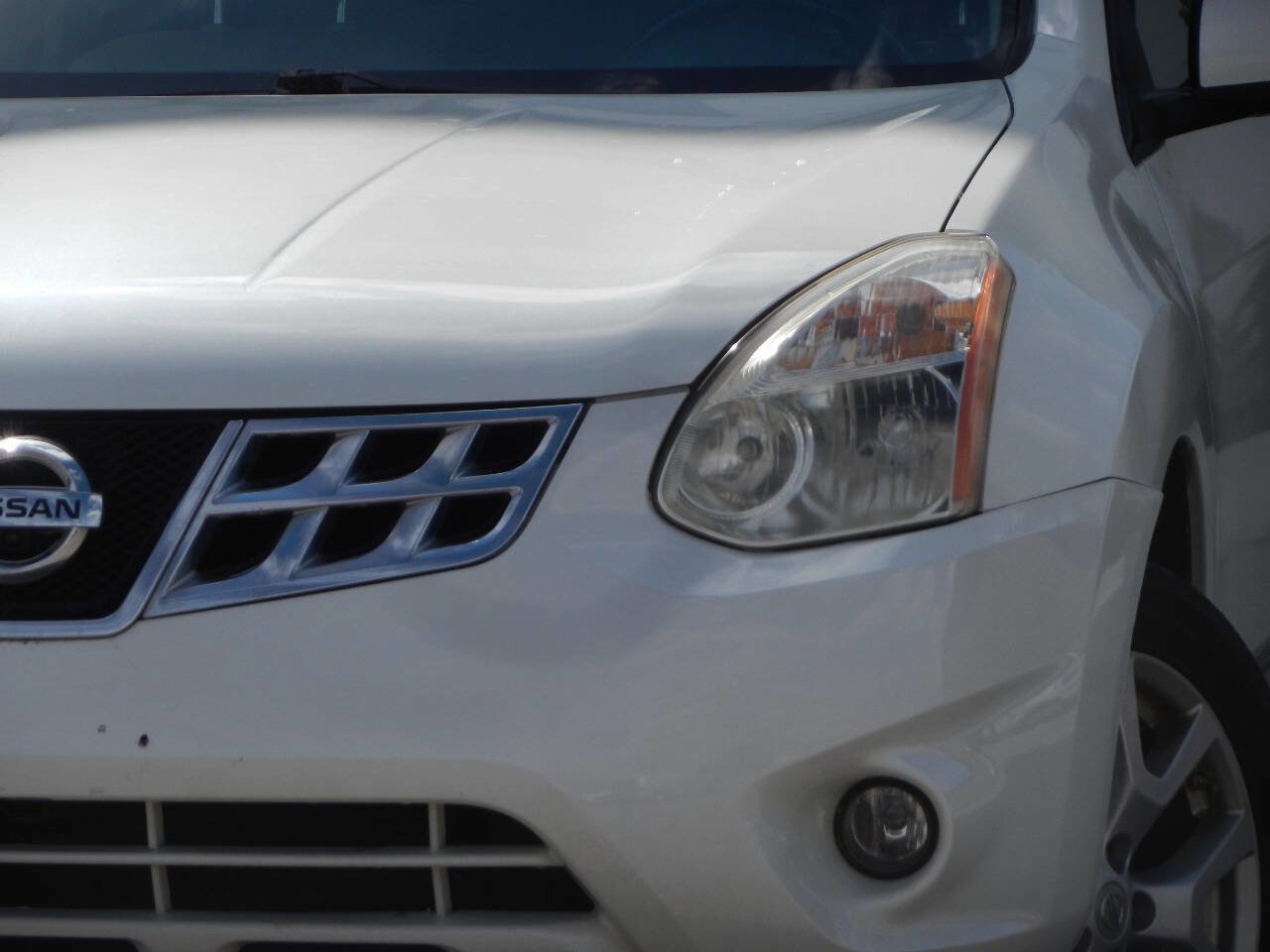 Used 2013 Nissan Rogue SL AWD/4WD image 5