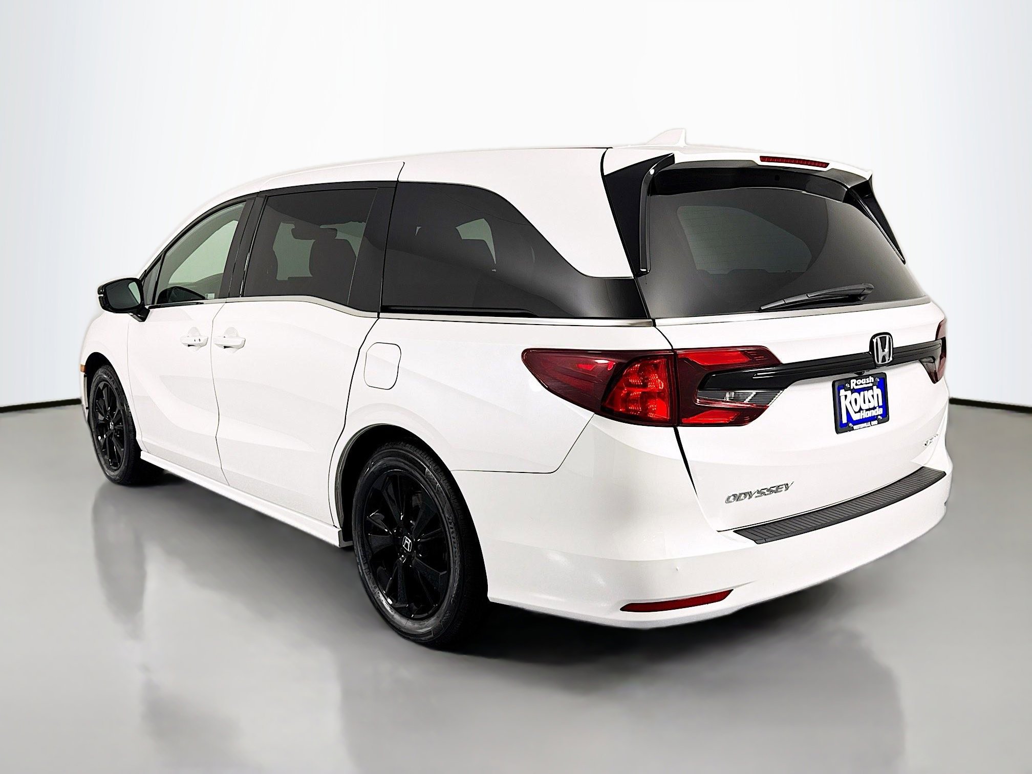 Certified 2023 Honda Odyssey Sport image 7
