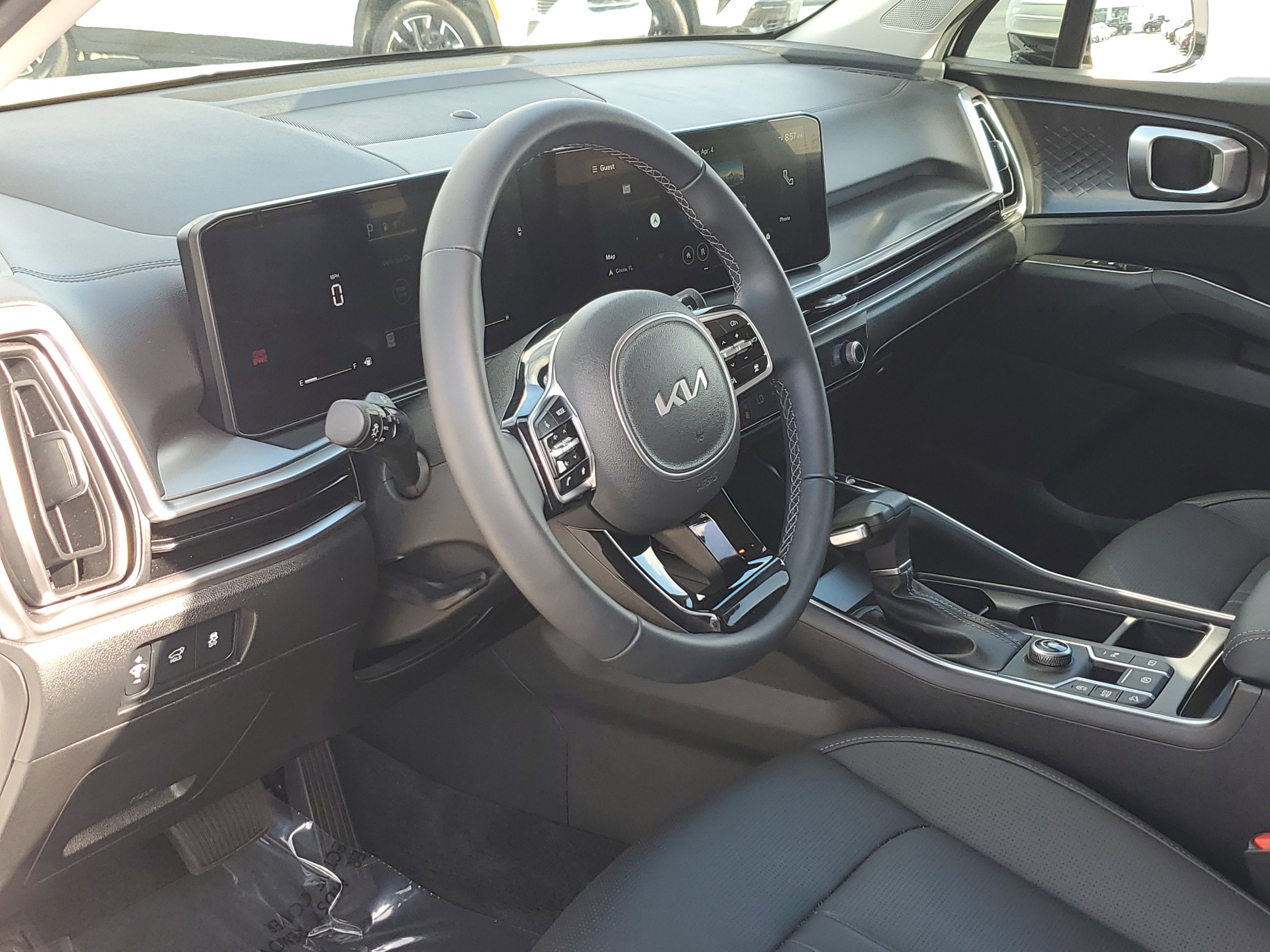 Used 2025 Kia Sorento EX image 15