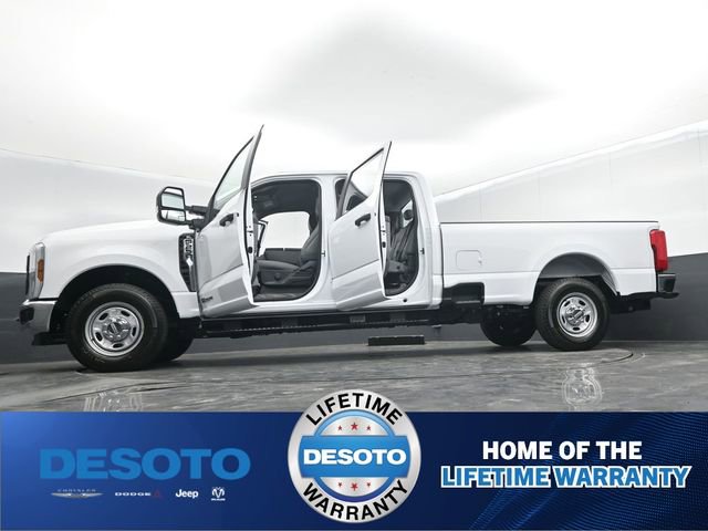 New 2025 Ford F250 XL w/ XL Chrome Package image 59