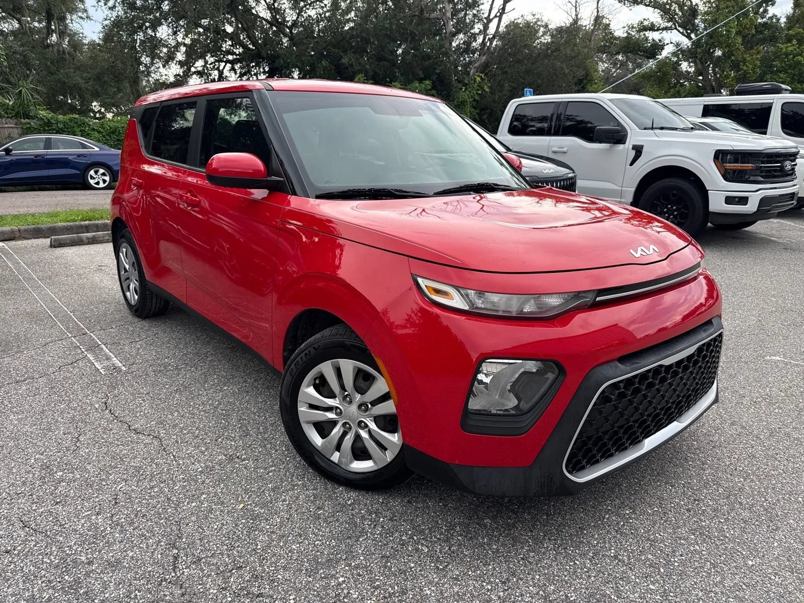 Used 2022 Kia Soul LX FWD image 5