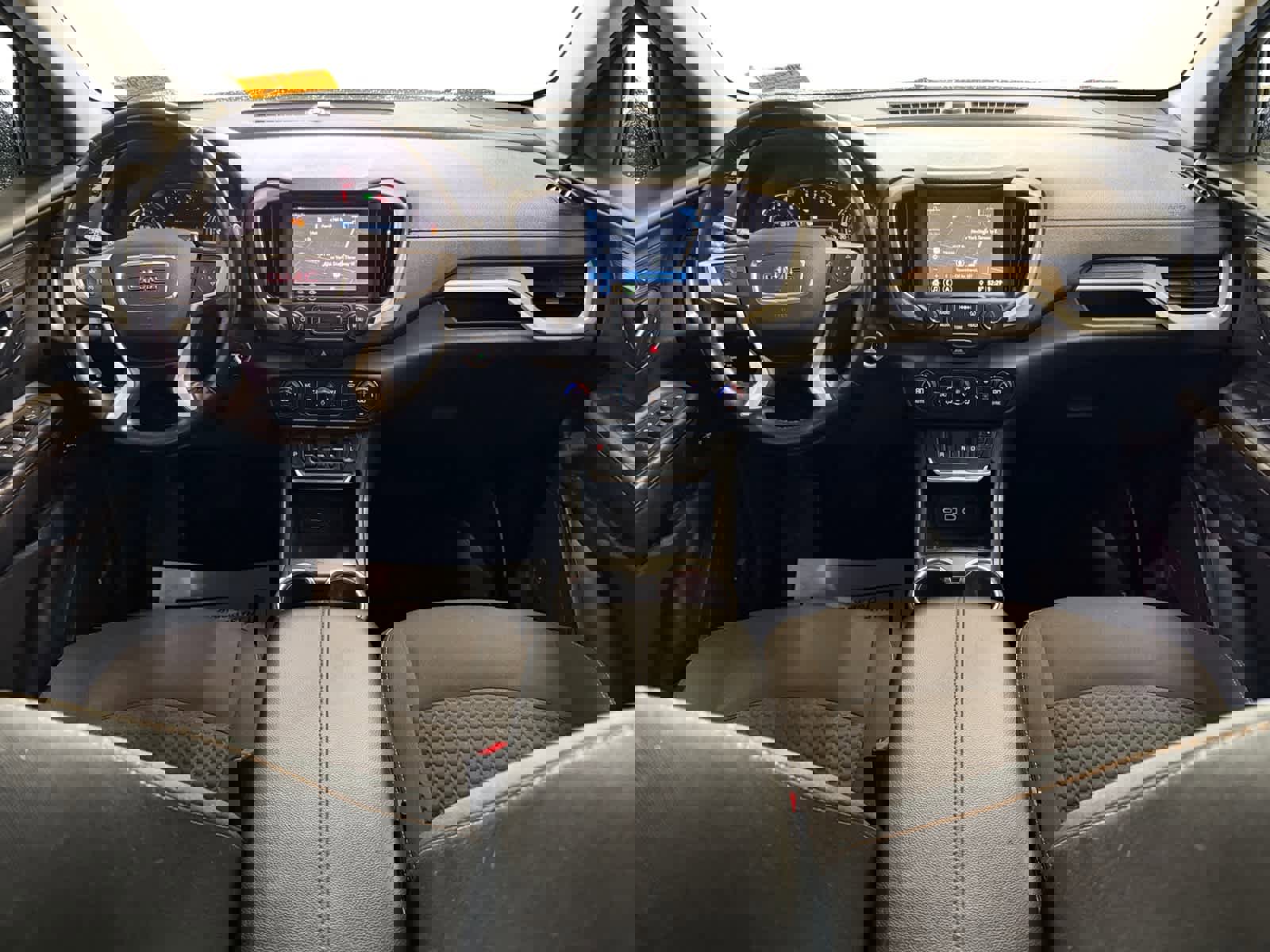 Used 2018 GMC Terrain SLE w/ Driver Convenience Package image 10