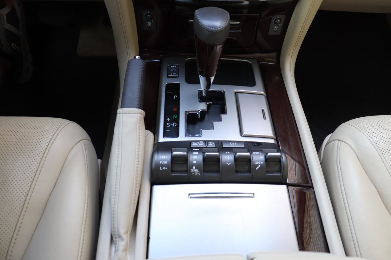 Used 2014 Lexus LX 570 4WD image 74