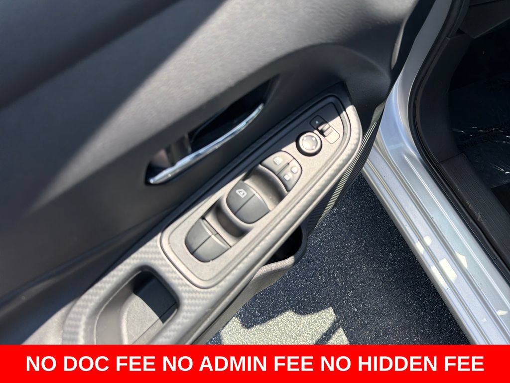 Used 2025 Nissan Versa SV FWD image 13