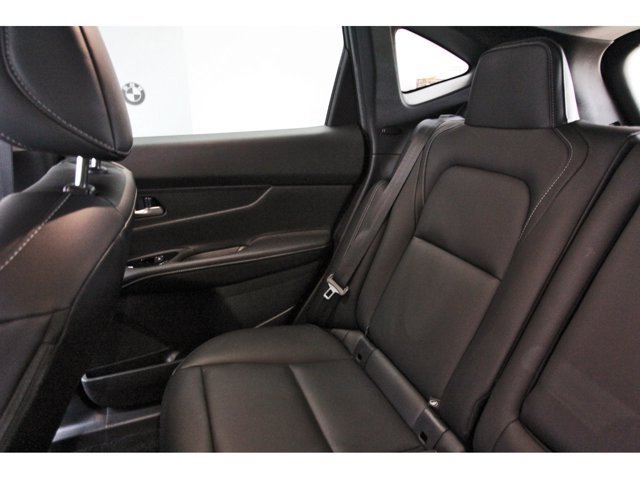Used 2025 Nissan Murano SV AWD/4WD image 11