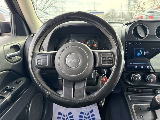 Used 2017 Jeep Patriot Sport w/ Power Value Group image 18