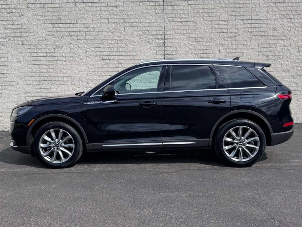 Used 2022 Lincoln Corsair AWD w/ Premium Package image 8