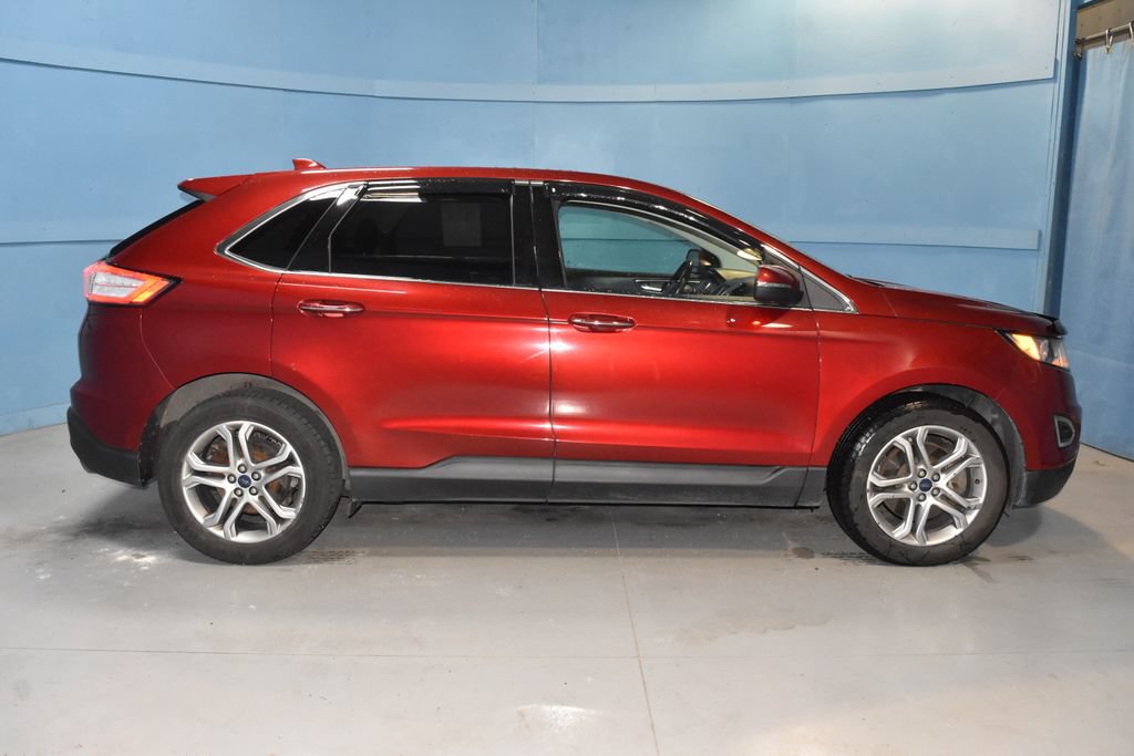 Used 2015 Ford Edge Titanium w/ Equipment Group 301A AWD/4WD image 24