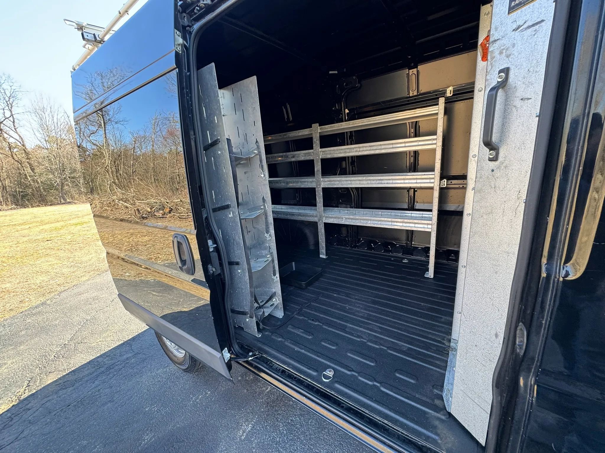 Used 2018 RAM ProMaster 2500 w/ Interior Convenience Group image 14
