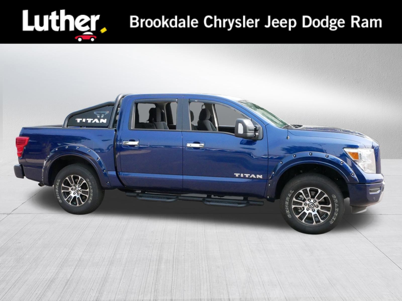 Used 2021 Nissan Titan SV w/ SV Convenience Package
