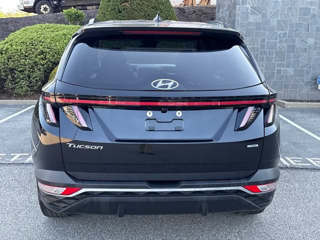 Certified 2023 Hyundai Tucson SEL w/ Winter Package AWD/4WD image 4