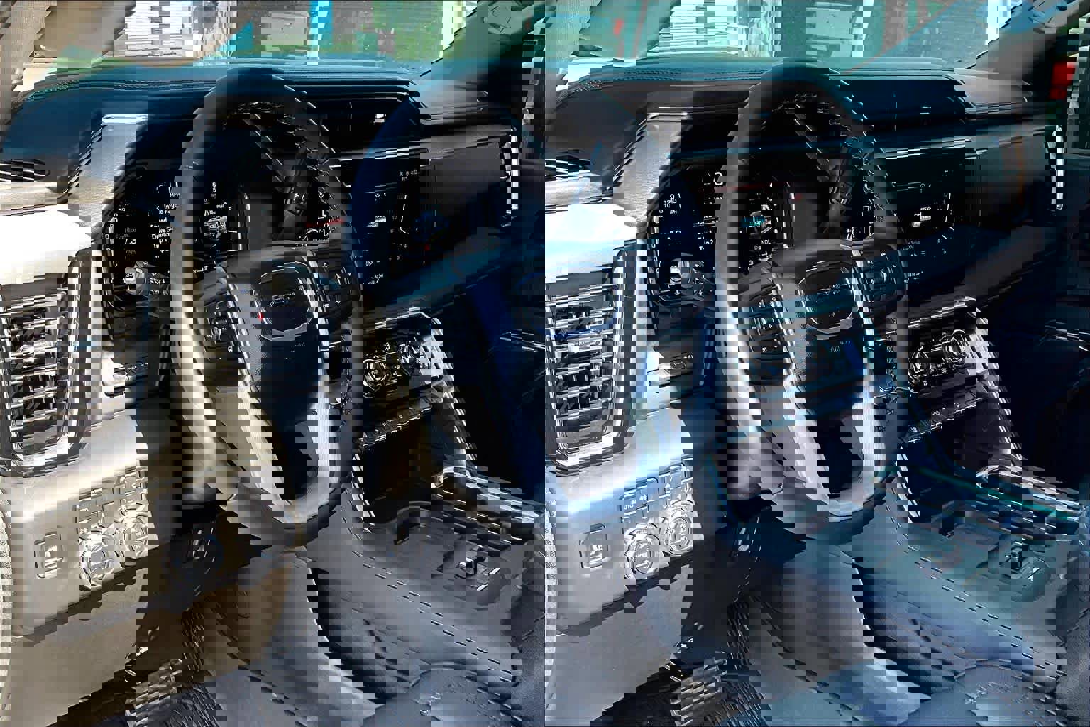 Used 2025 GMC Sierra 2500 Denali w/ Denali Reserve Package image 18