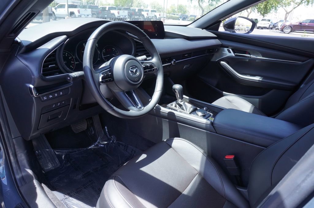 Used 2025 MAZDA MAZDA3 Hatchback w/Premium Plus Pkg AWD/4WD image 17