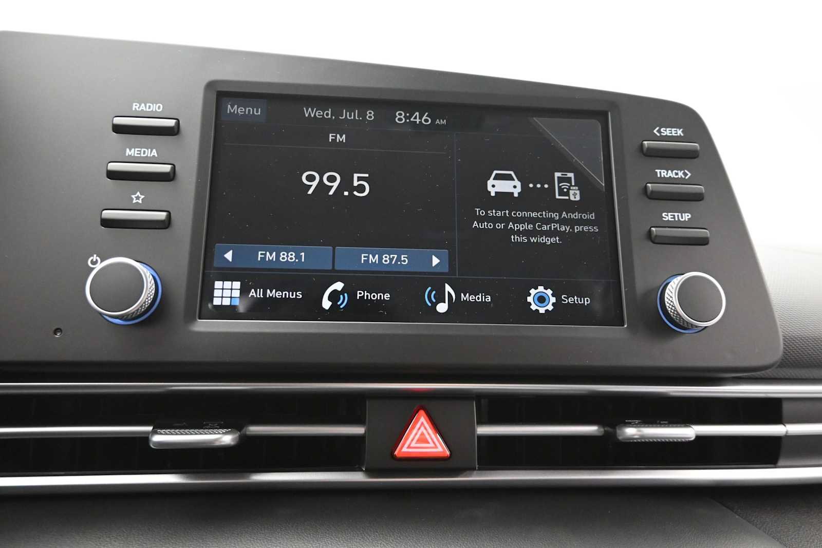 New 2026 Hyundai Elantra SE FWD image 19
