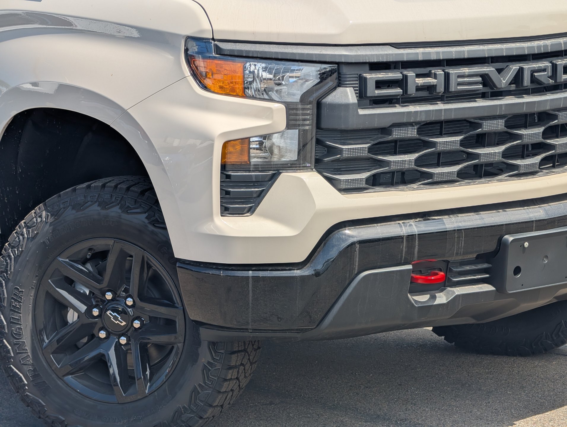 New 2026 Chevrolet Silverado 1500 Custom Trail Boss AWD/4WD image 3