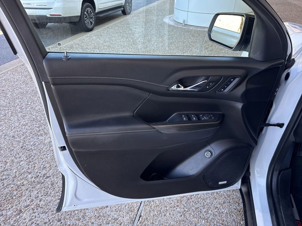 Certified 2023 GMC Acadia SLT w/ Elevation Edition image 23