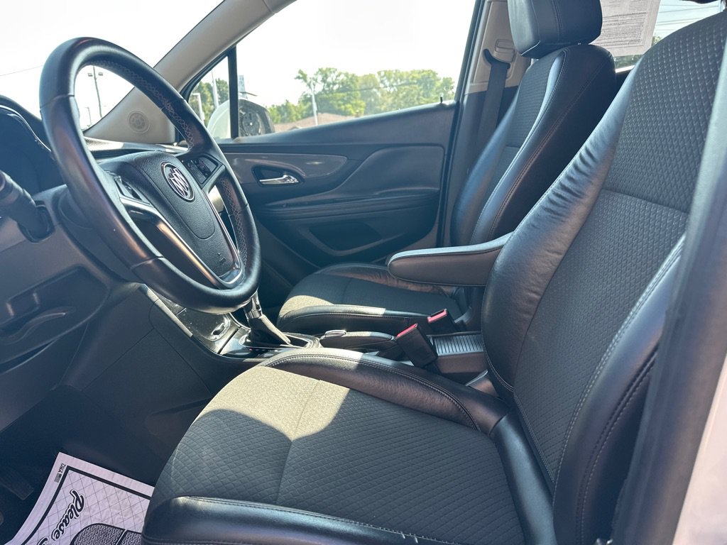 Used 2017 Buick Encore Preferred FWD image 2