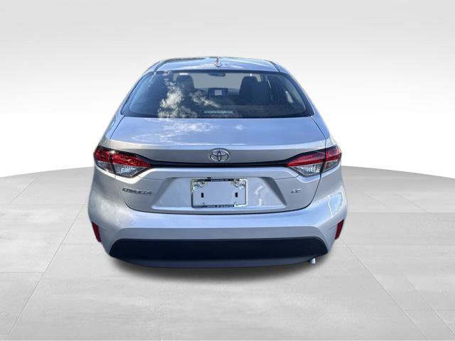 New 2026 Toyota Corolla LE w/ LE Premium Package FWD image 4