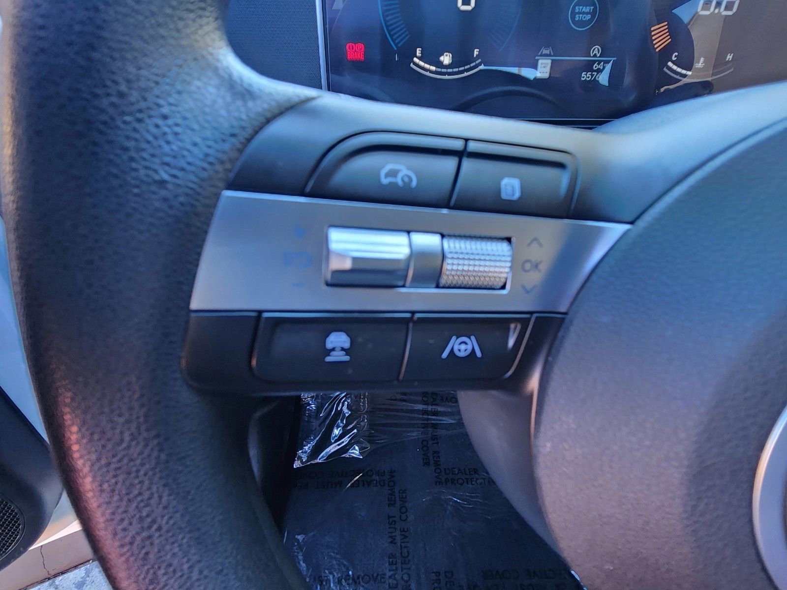 Certified 2025 Hyundai Tucson SEL image 12