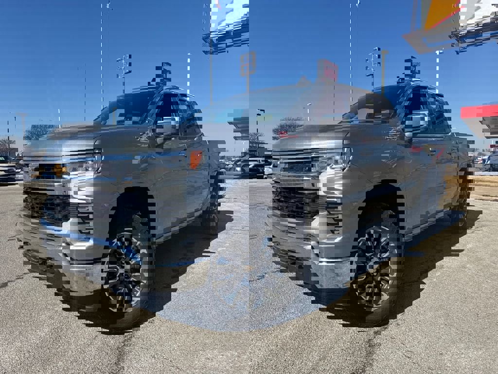 New 2026 Chevrolet Silverado 1500 LT image 1