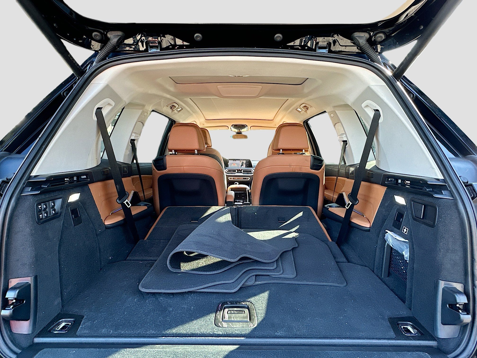 Certified 2022 BMW X7 xDrive40i w/ Premium Package image 28