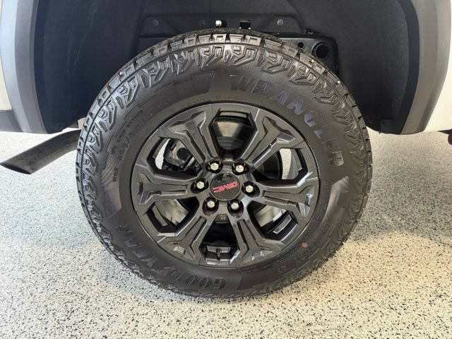 Used 2024 GMC Canyon Elevation RWD image 31