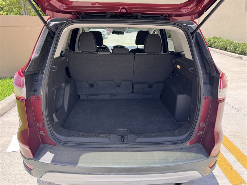 Used 2016 Ford Escape SE AWD/4WD image 18