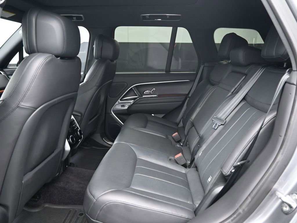 Used 2023 Land Rover Range Rover SE image 17