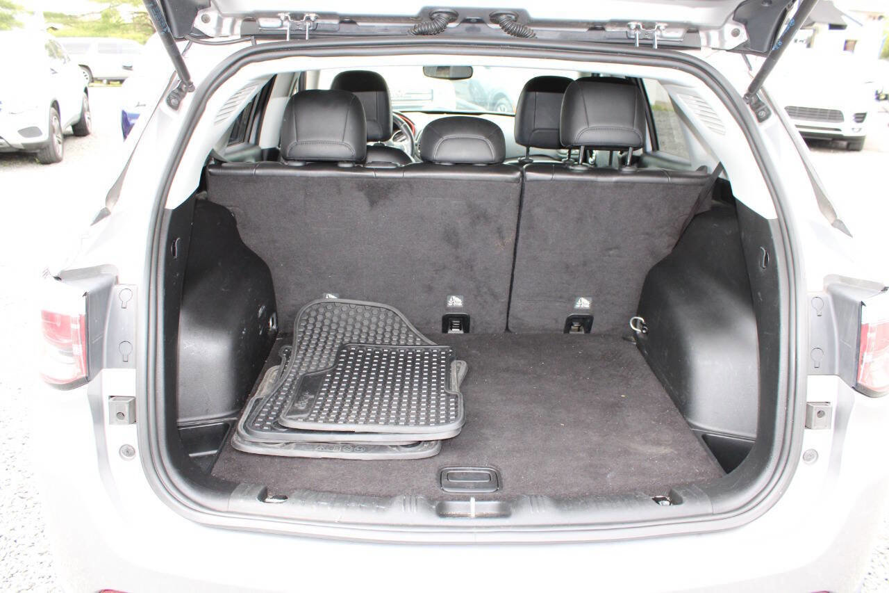 Used 2019 Jeep Compass Trailhawk AWD/4WD image 24