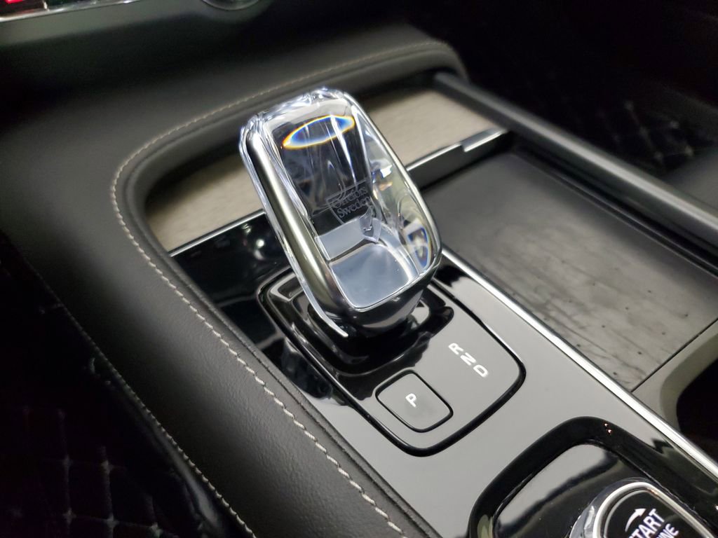 Used 2022 Volvo S90 B6 Inscription w/ Advanced Package image 34