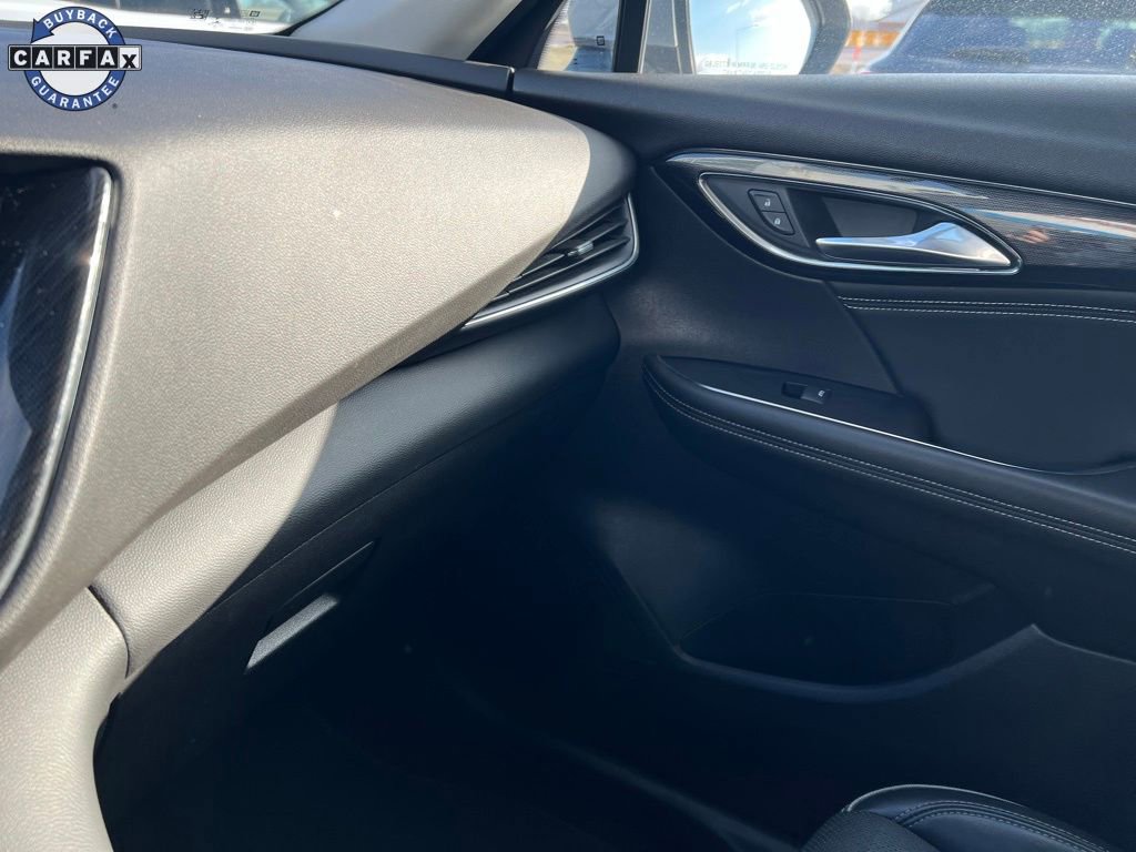 Used 2023 Buick Envision Essence image 19