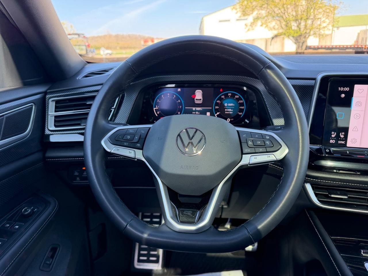 Used 2024 Volkswagen Atlas Cross Sport SEL R-Line image 13