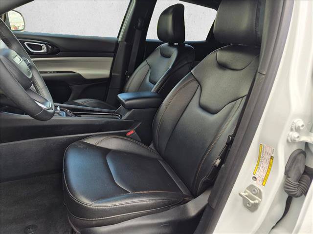 Used 2024 Jeep Compass Limited AWD/4WD image 15