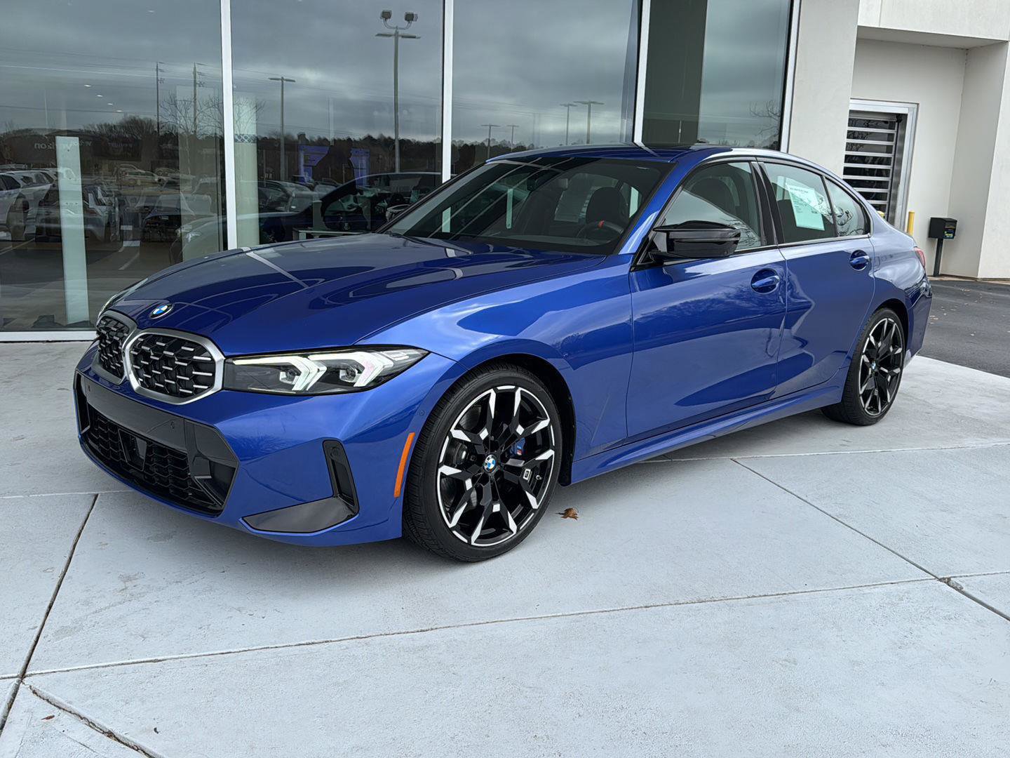 Used 2025 BMW M340i image 1