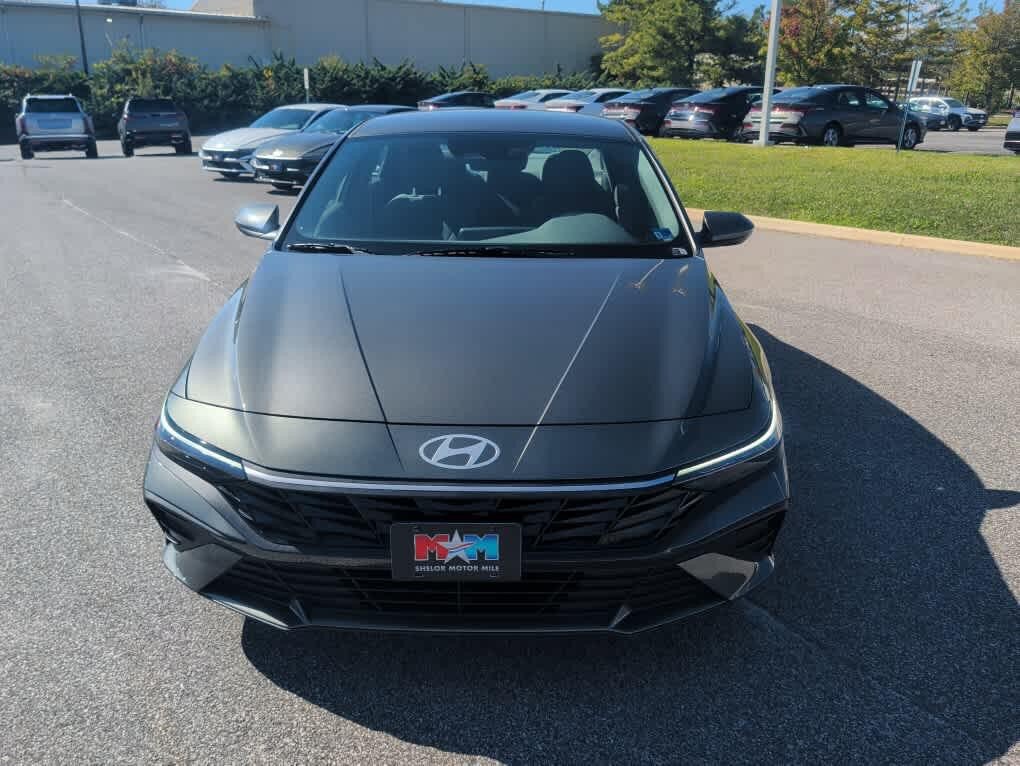 New 2026 Hyundai Elantra SE FWD image 13