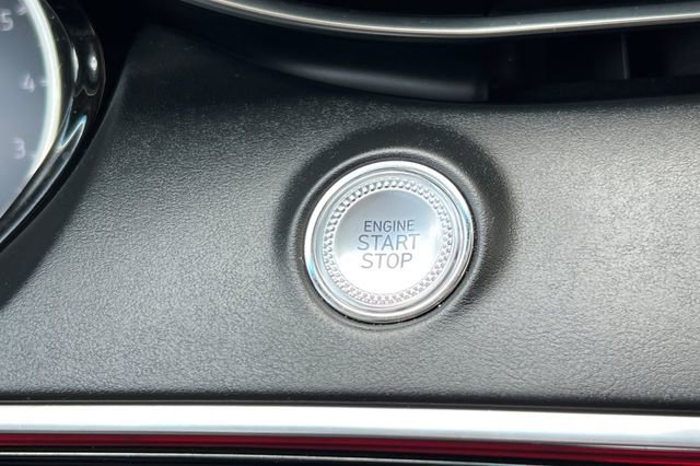 Used 2024 Genesis GV70 2.5T w/ Advanced Package image 29