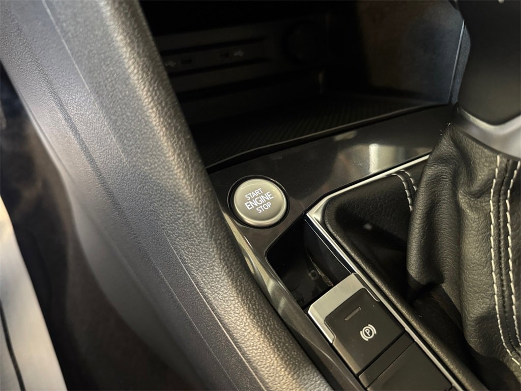 Used 2023 Volkswagen Tiguan S image 29