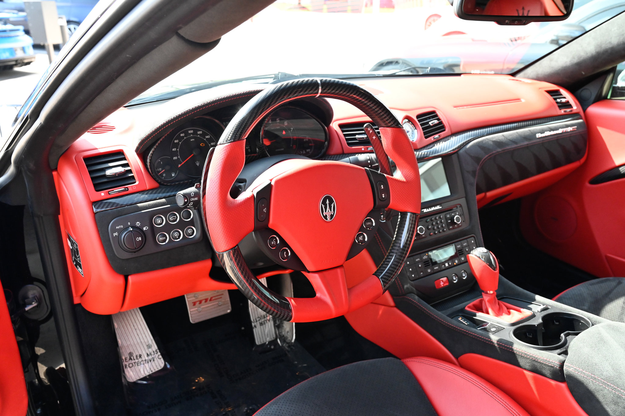 Used 2017 Maserati GranTurismo MC image 16