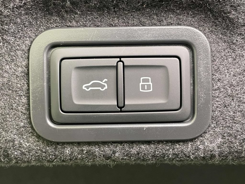 New 2026 Audi A6 Premium Plus AWD/4WD image 21
