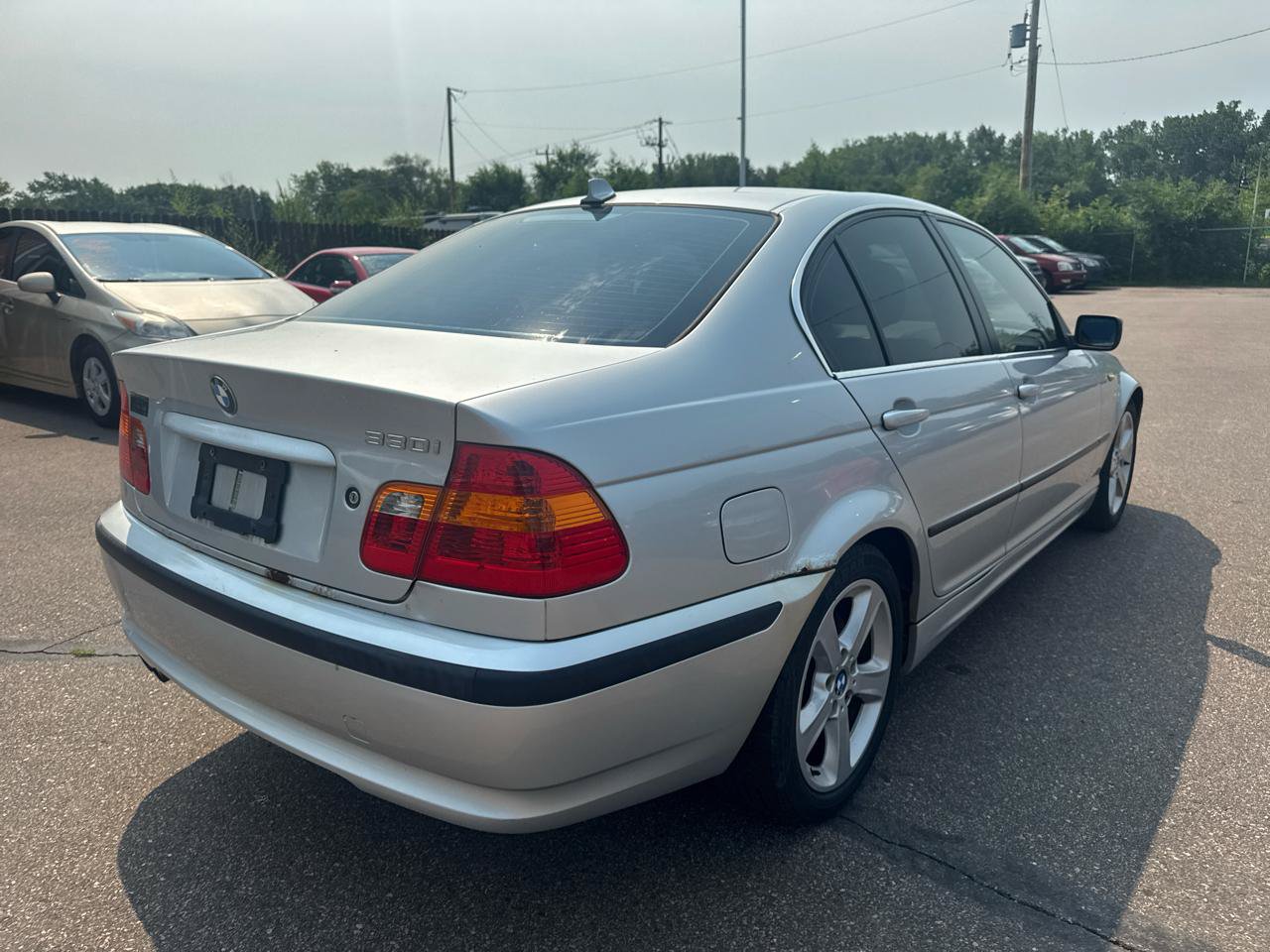 Used 2005 BMW 330i Sedan RWD image 5