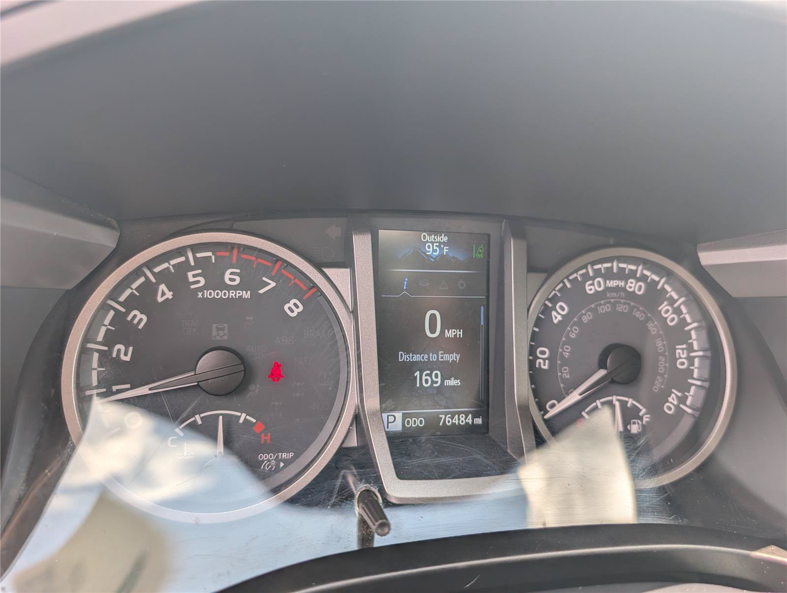 Used 2022 Toyota Tacoma SR5 RWD image 28