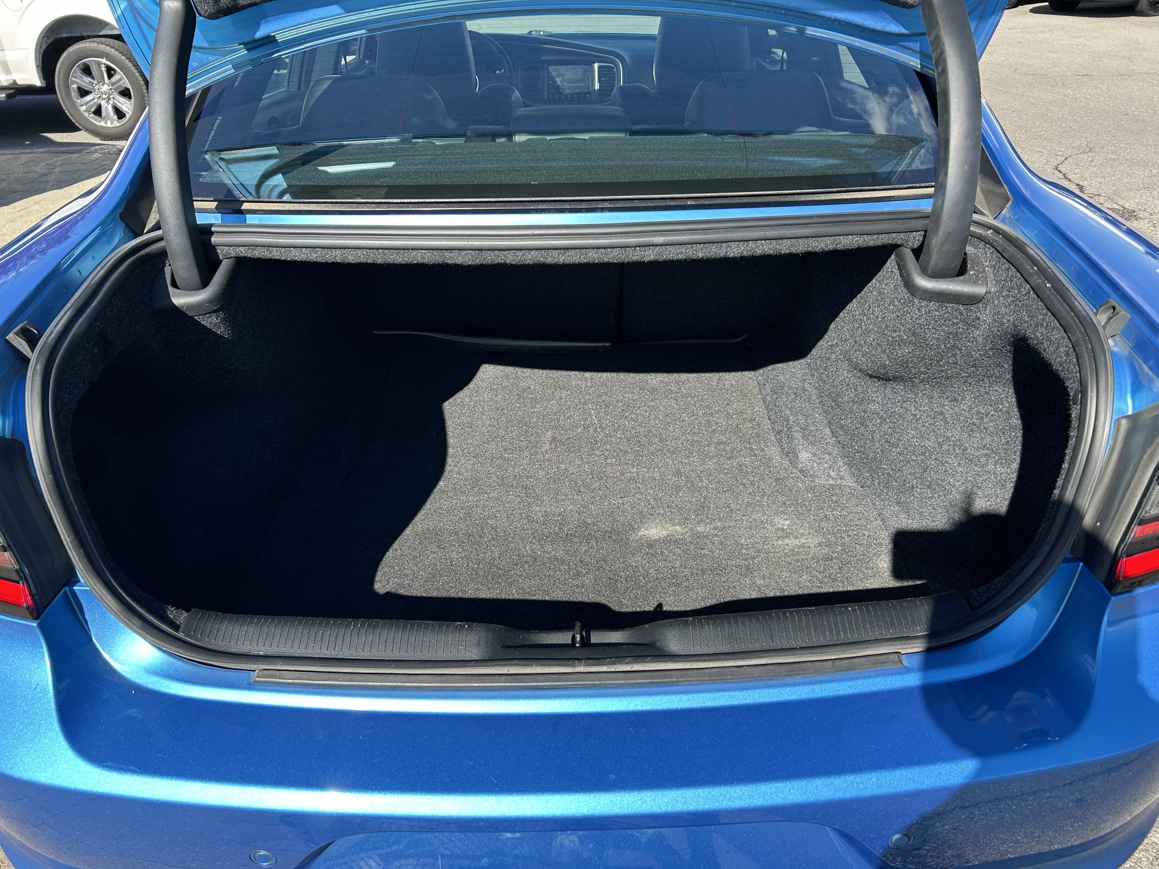 Used 2019 Dodge Charger SXT w/ Plus Group image 27