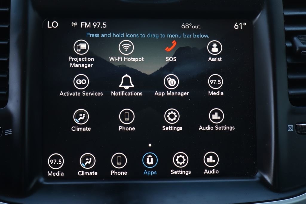 Used 2023 Chrysler 300 Touring w/ Sport Appearance Package RWD image 28