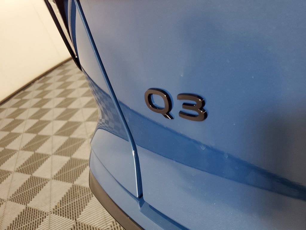 New 2026 Audi Q3 quattro 2.0T AWD/4WD image 7