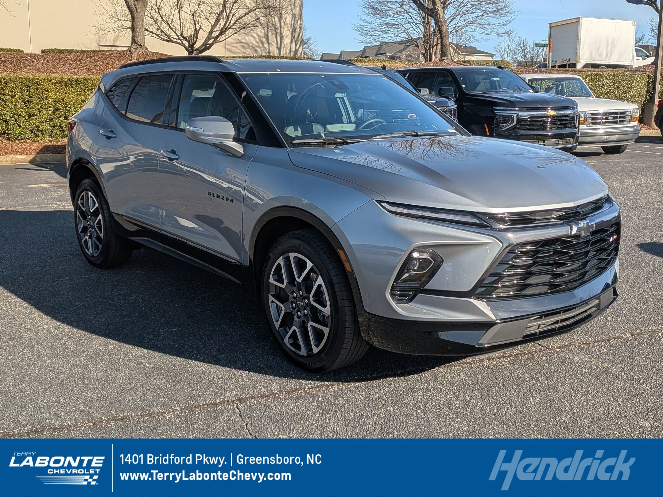 Certified 2025 Chevrolet Blazer RS image 1