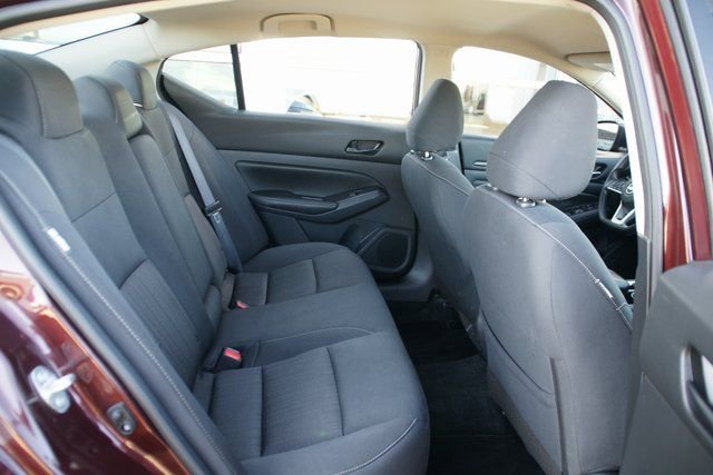 Used 2024 Nissan Altima 2.5 SV image 29