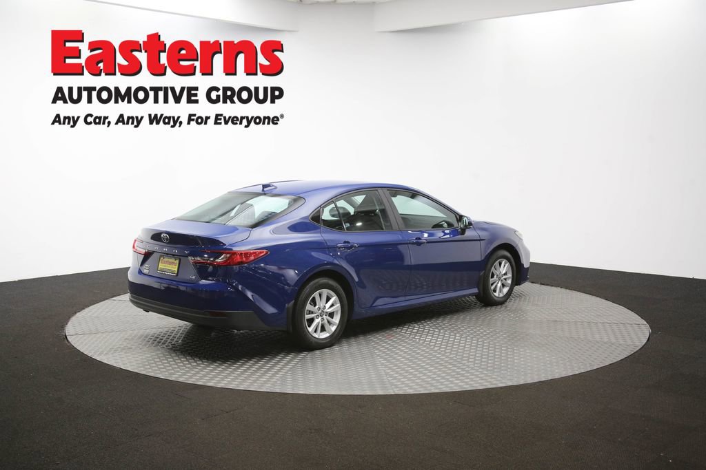 Used 2025 Toyota Camry LE w/ Convenience Package image 39